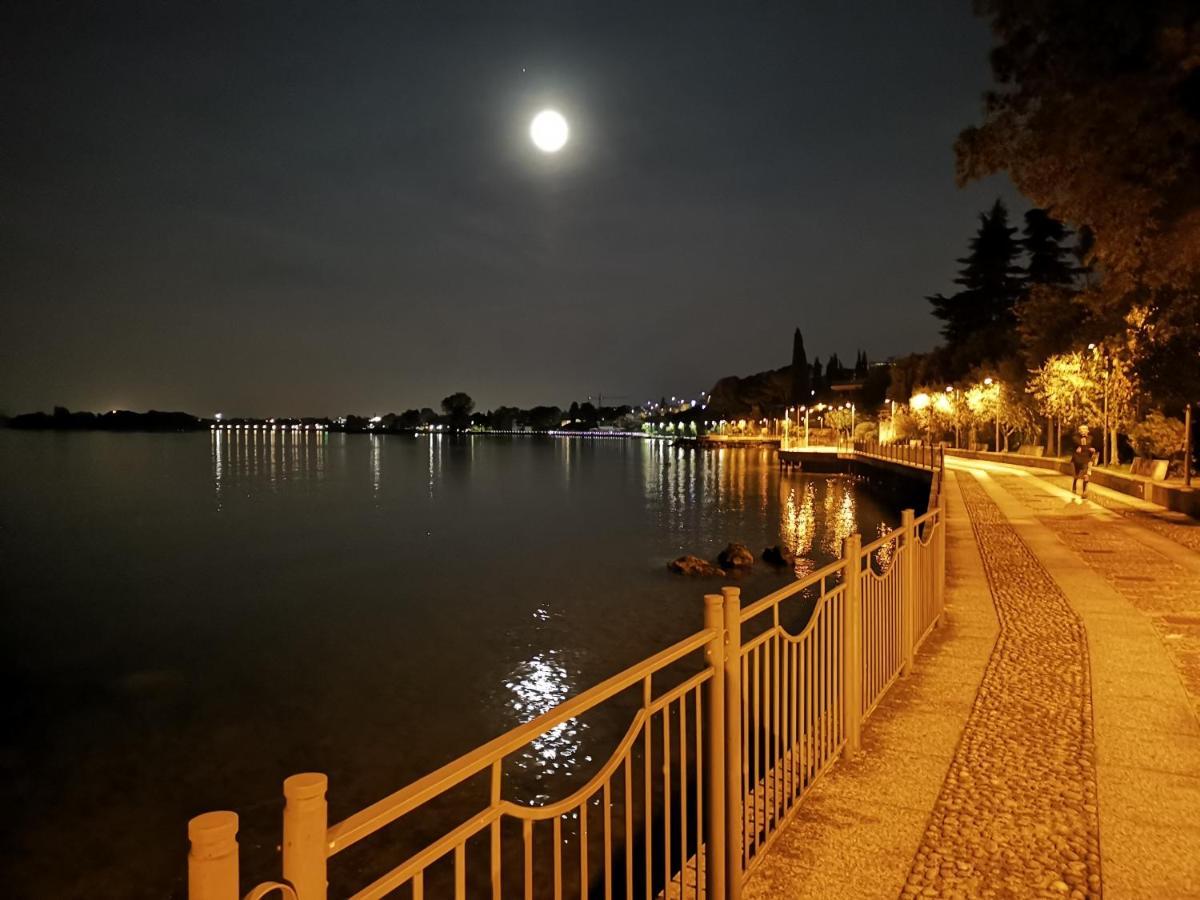 Apartment Fiordaliso Sirmione Exterior photo